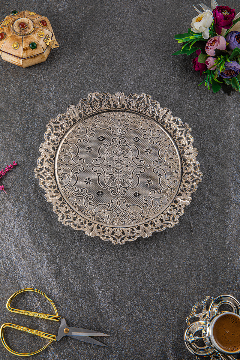 Yuvarlak İşleme Motifli Sunum Tepsi 26 Cm Nikel